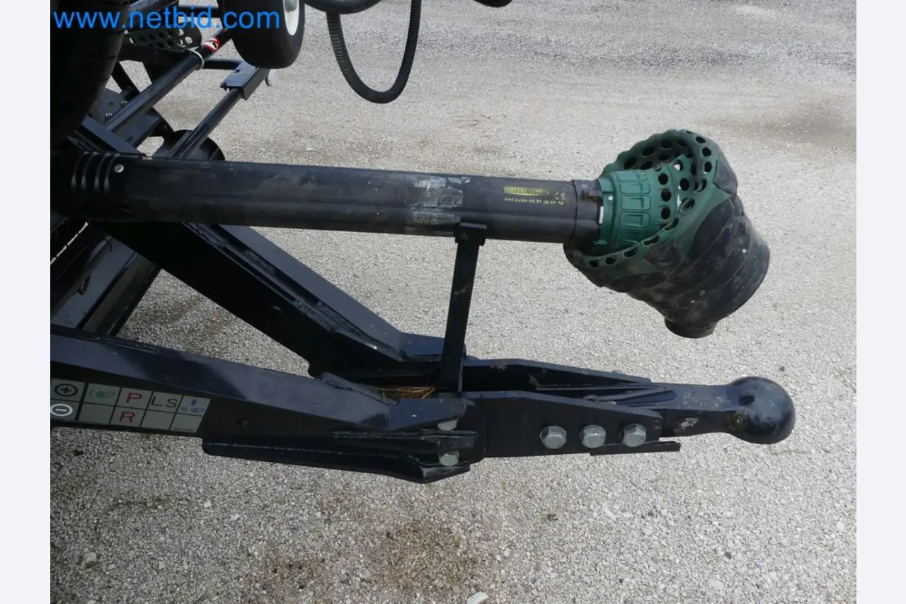 Doskonała technologia belowania z prasą rolującą New Holland 125 Combi-25