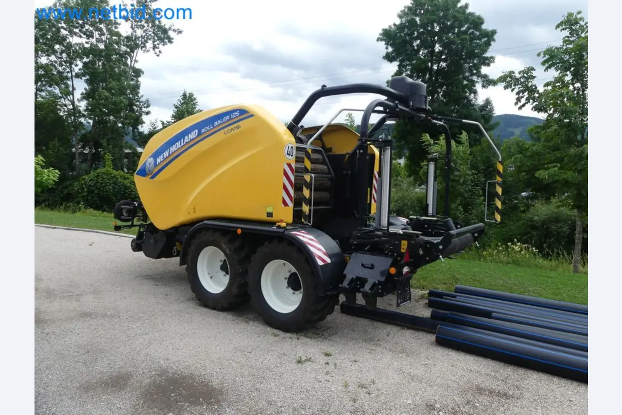 Doskonała technologia belowania z prasą rolującą New Holland 125 Combi-47