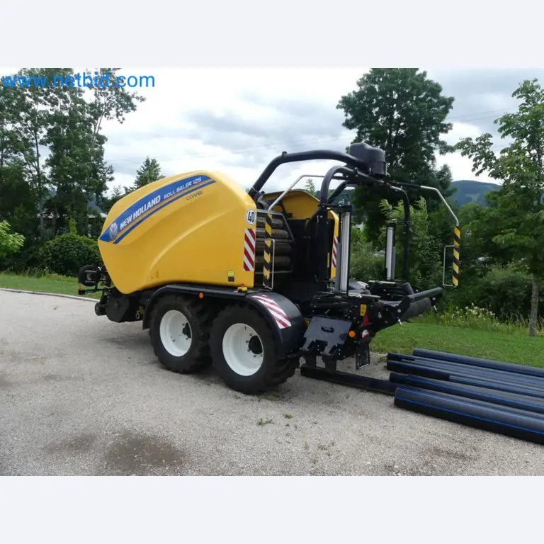 Doskonała technologia belowania z prasą rolującą New Holland 125 Combi-47