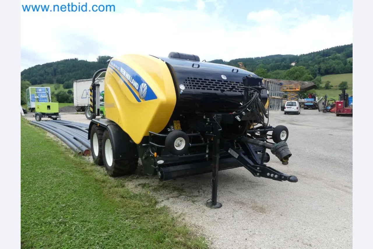 Doskonała technologia belowania z prasą rolującą New Holland 125 Combi-9