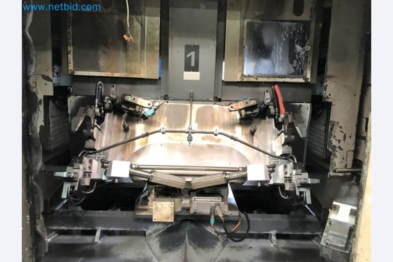 Centre d'usinage SEMA - Station CNC de haute précision-4