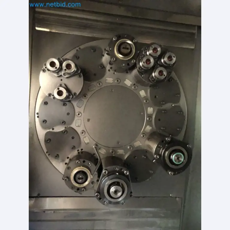 Centre d'usinage SEMA - Station CNC de haute précision-5