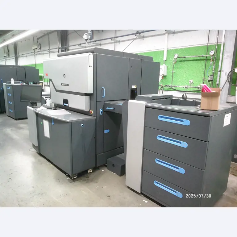 Dobrze utrzymane maszyny firmy zajmującej się drukiem offsetowym-6