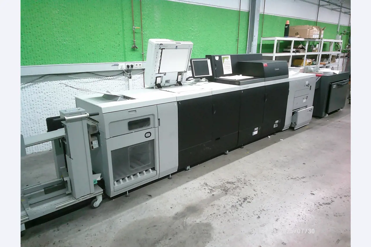 Dobrze utrzymane maszyny firmy zajmującej się drukiem offsetowym-7