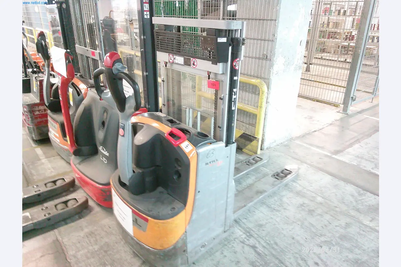 Dobrze utrzymane maszyny firmy zajmującej się drukiem offsetowym-1