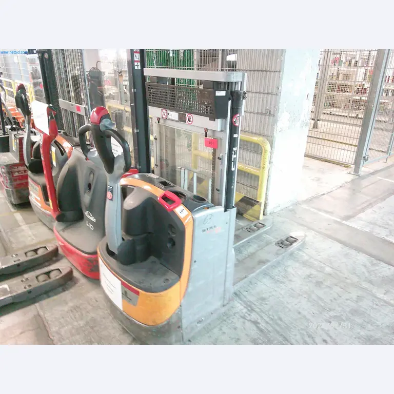 Dobrze utrzymane maszyny firmy zajmującej się drukiem offsetowym-1