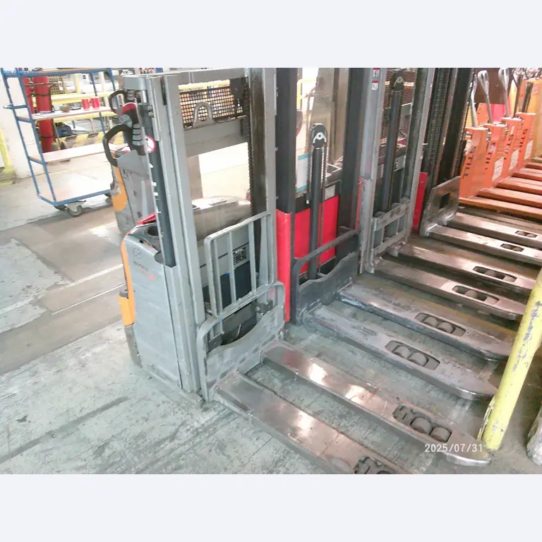 Dobrze utrzymane maszyny firmy zajmującej się drukiem offsetowym-2