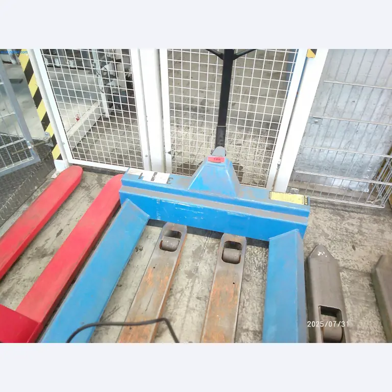 Well-maintained machines from an offset print shop-1