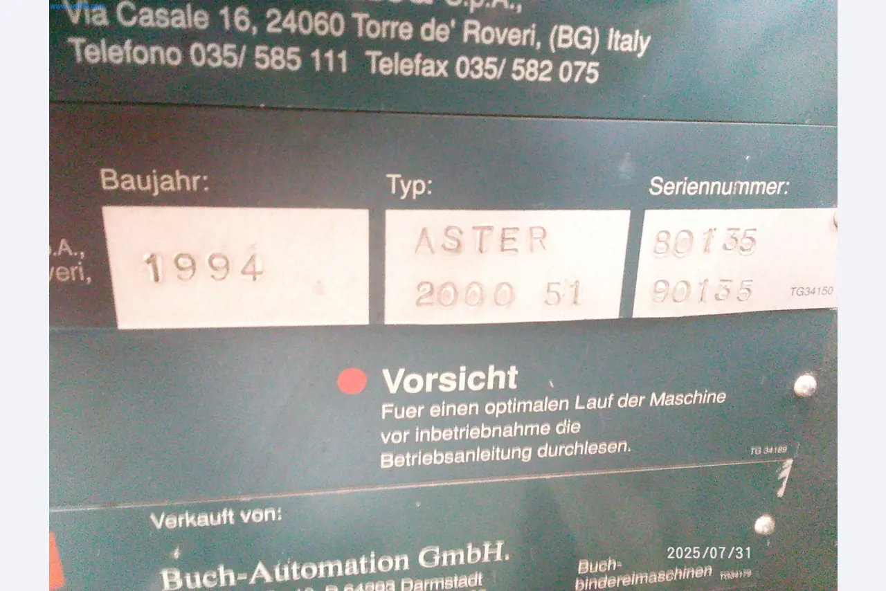 Máquinas bem conservadas de uma empresa de impressão offset-5