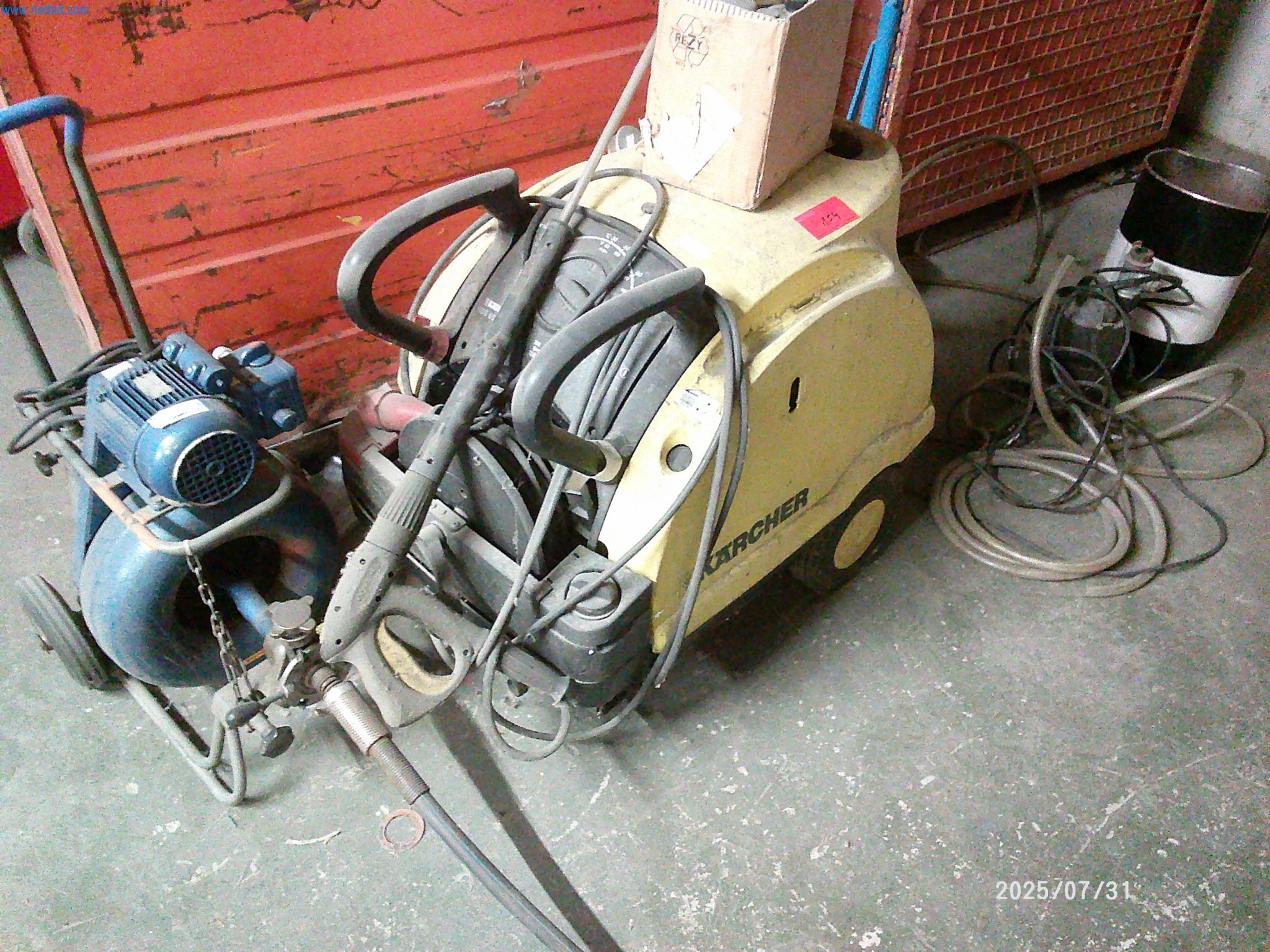 Gepflegte Maschinen einer Offset-Druckerei-4