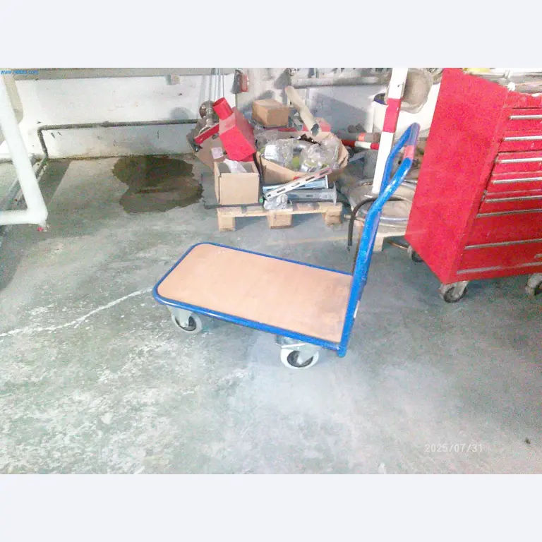 Gepflegte Maschinen einer Offset-Druckerei-5