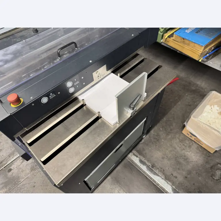 Dobrze utrzymane maszyny firmy zajmującej się drukiem offsetowym-6