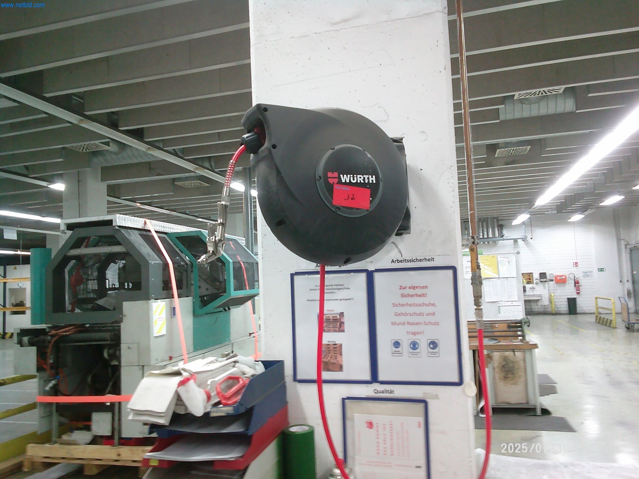 Dobrze utrzymane maszyny firmy zajmującej się drukiem offsetowym-12