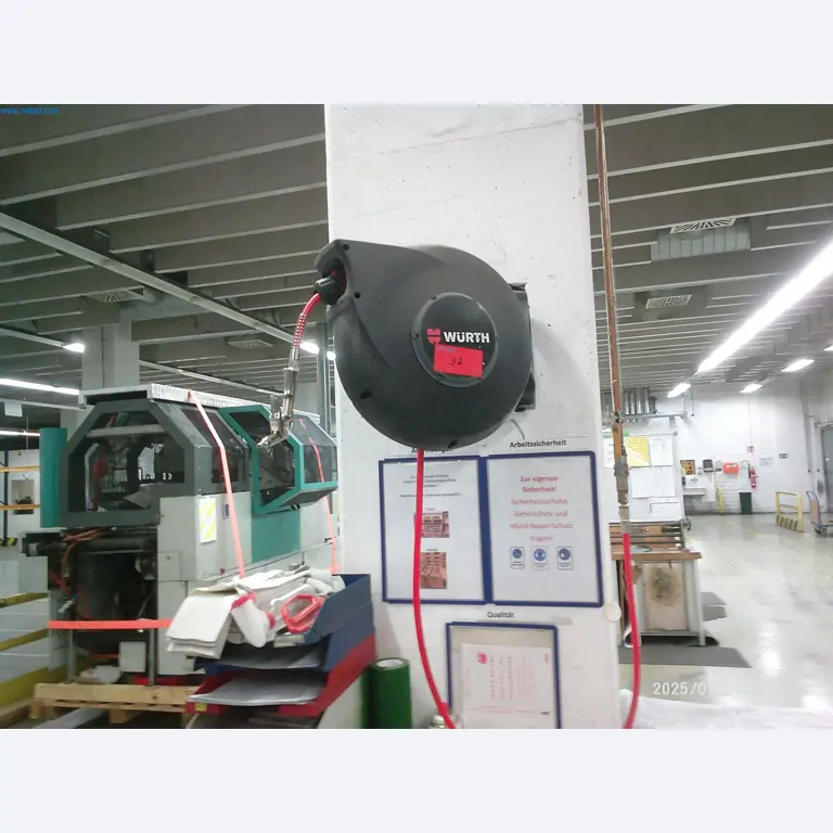 Dobrze utrzymane maszyny firmy zajmującej się drukiem offsetowym-12