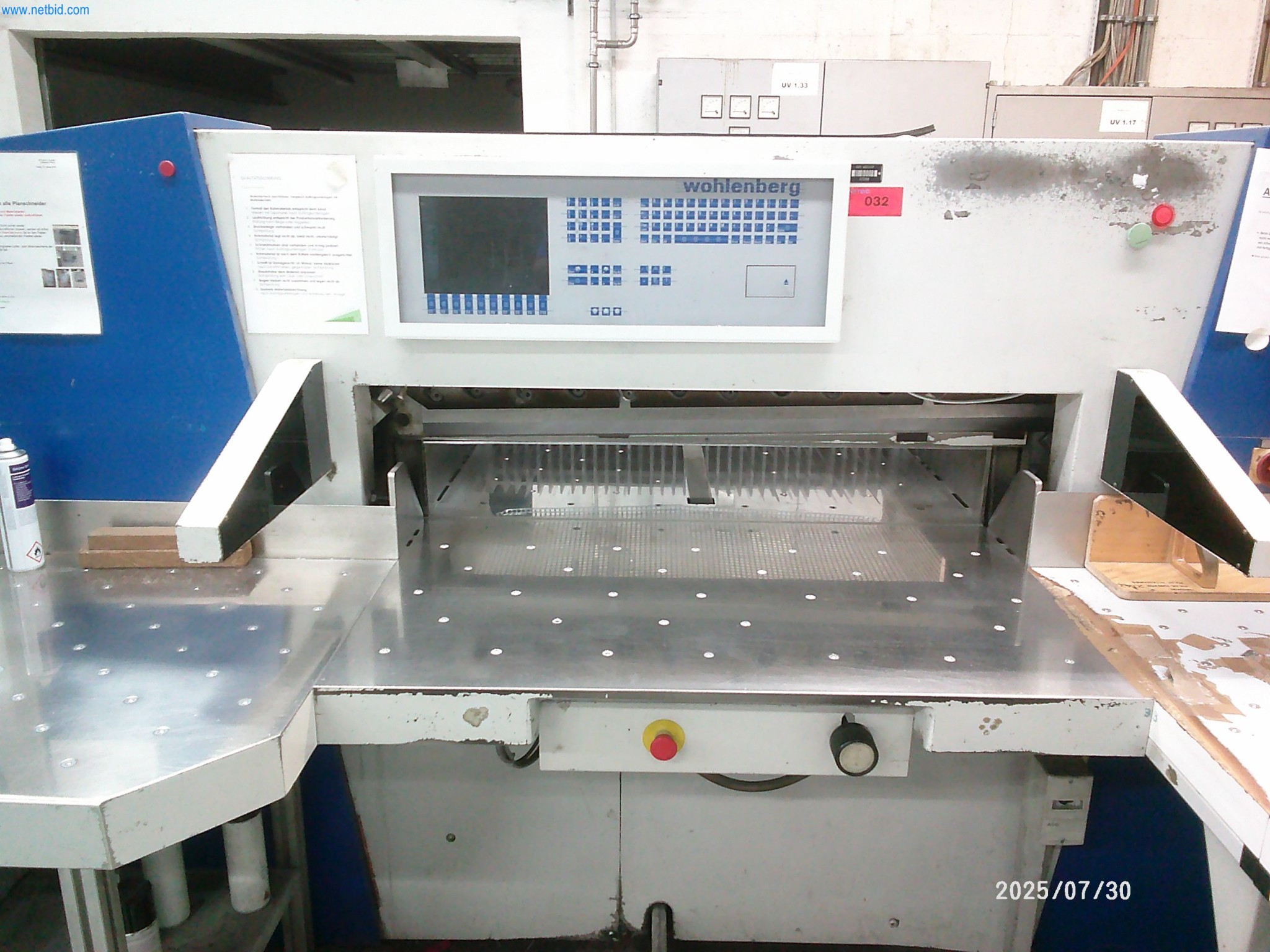 Dobrze utrzymane maszyny firmy zajmującej się drukiem offsetowym-7