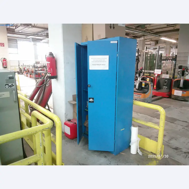 Dobrze utrzymane maszyny firmy zajmującej się drukiem offsetowym-9