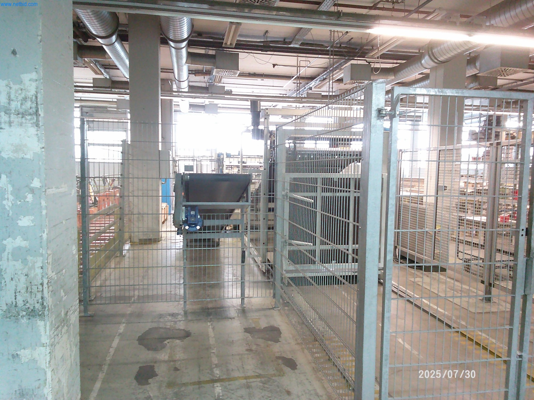 Gepflegte Maschinen einer Offset-Druckerei-10