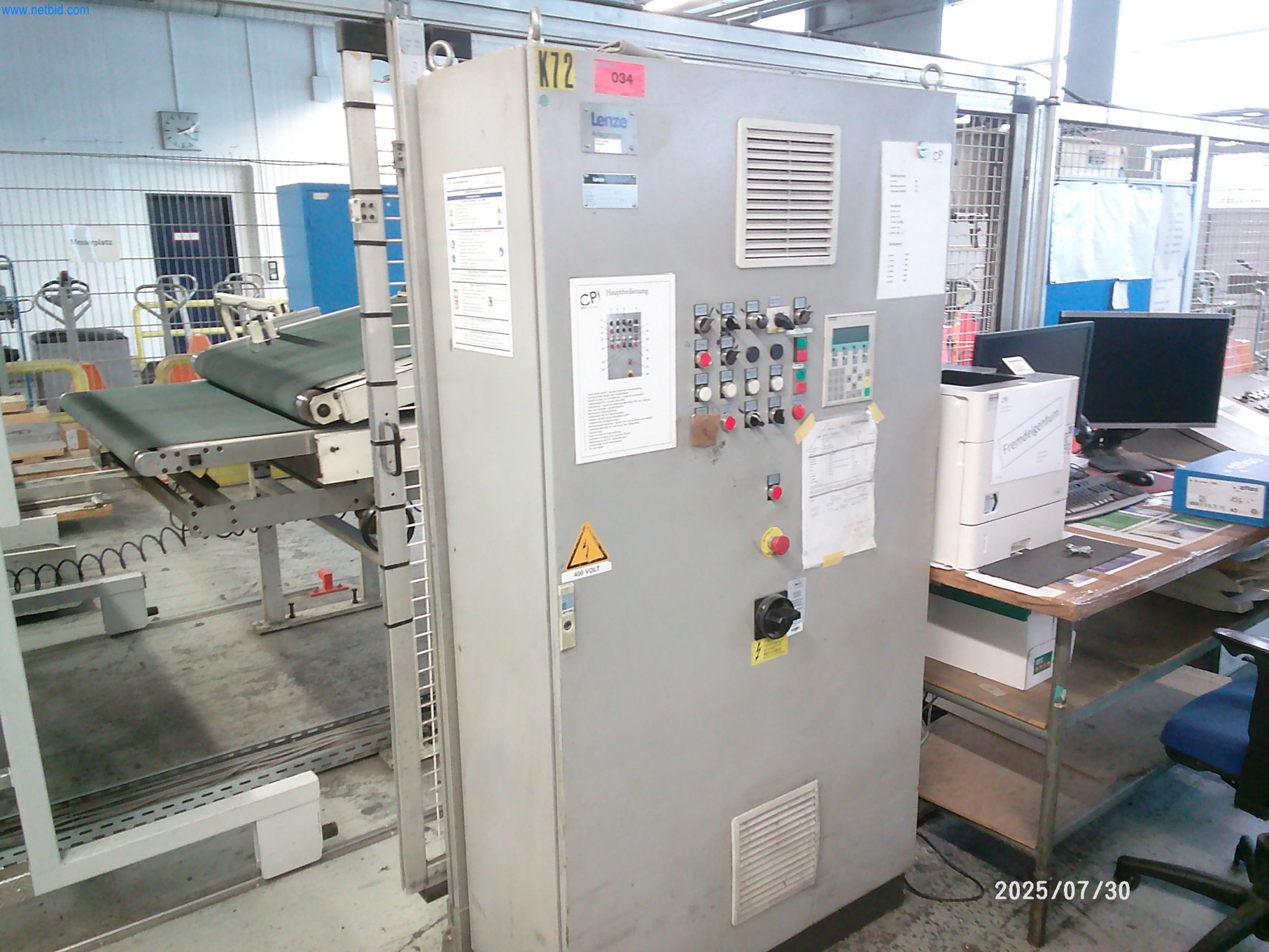 Gepflegte Maschinen einer Offset-Druckerei-12