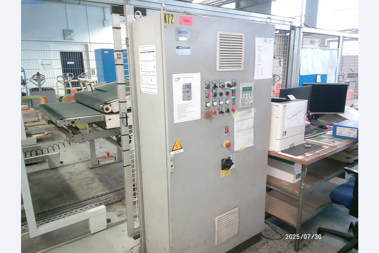 Gepflegte Maschinen einer Offset-Druckerei-12