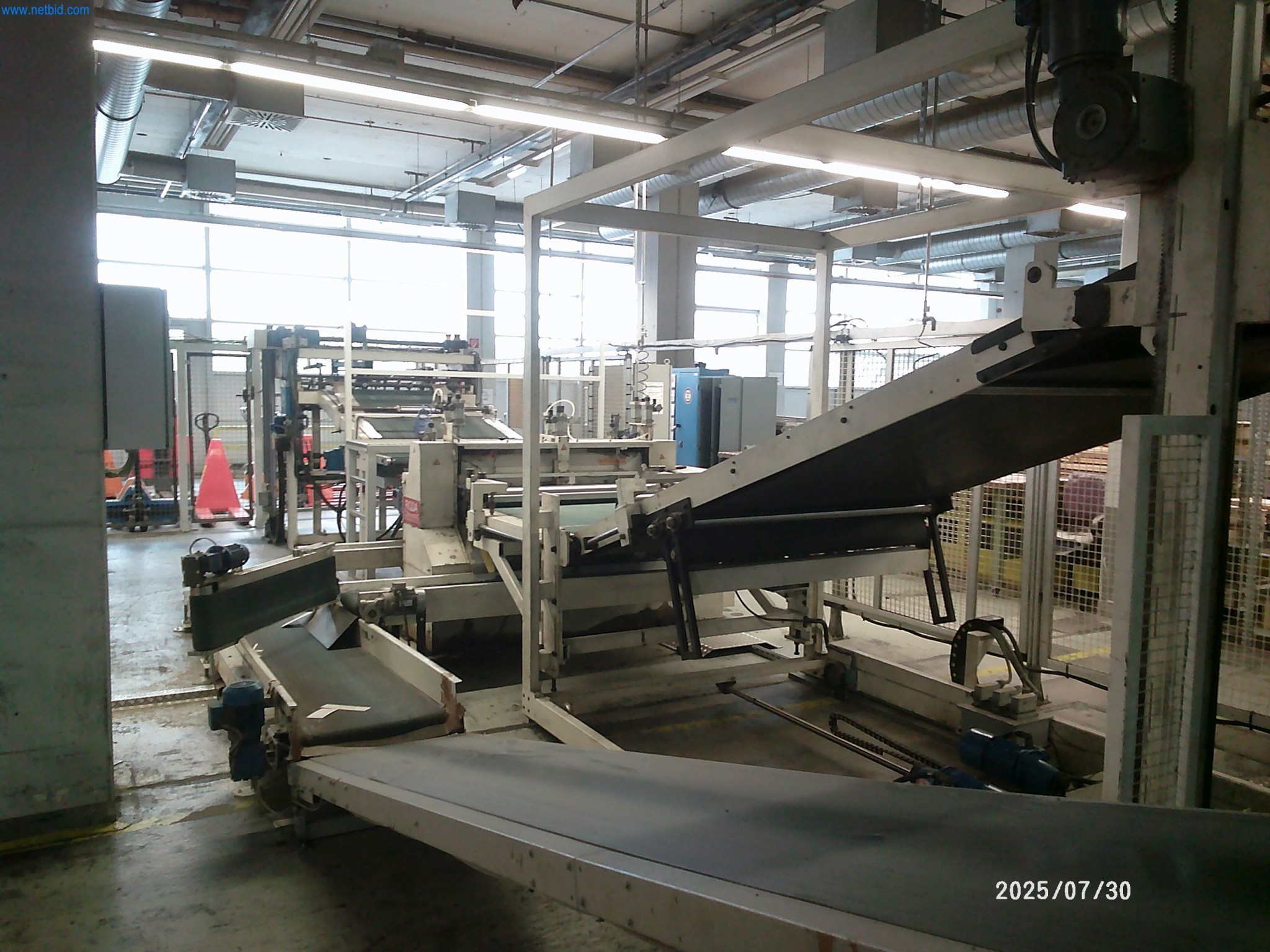 Gepflegte Maschinen einer Offset-Druckerei-1