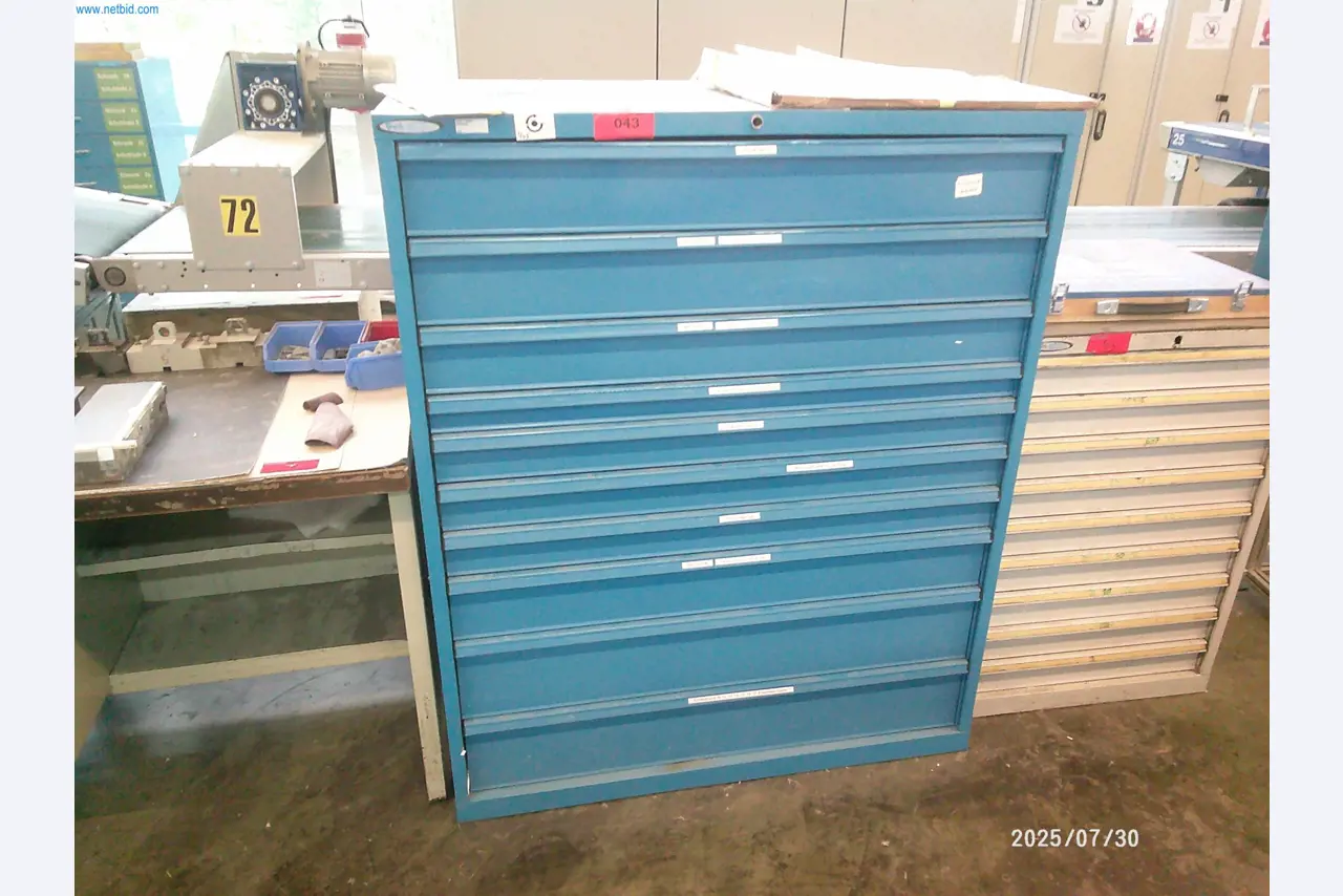 Gepflegte Maschinen einer Offset-Druckerei-3