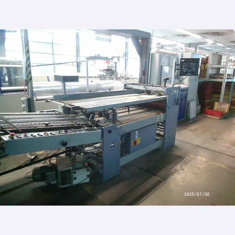 Dobrze utrzymane maszyny firmy zajmującej się drukiem offsetowym-4