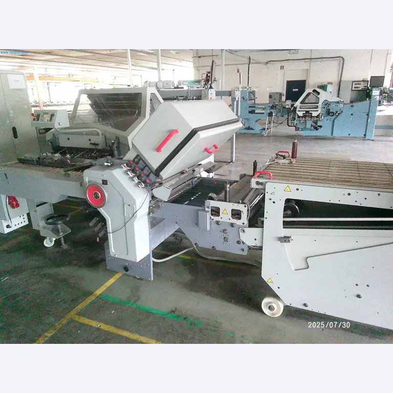 Gepflegte Maschinen einer Offset-Druckerei-11