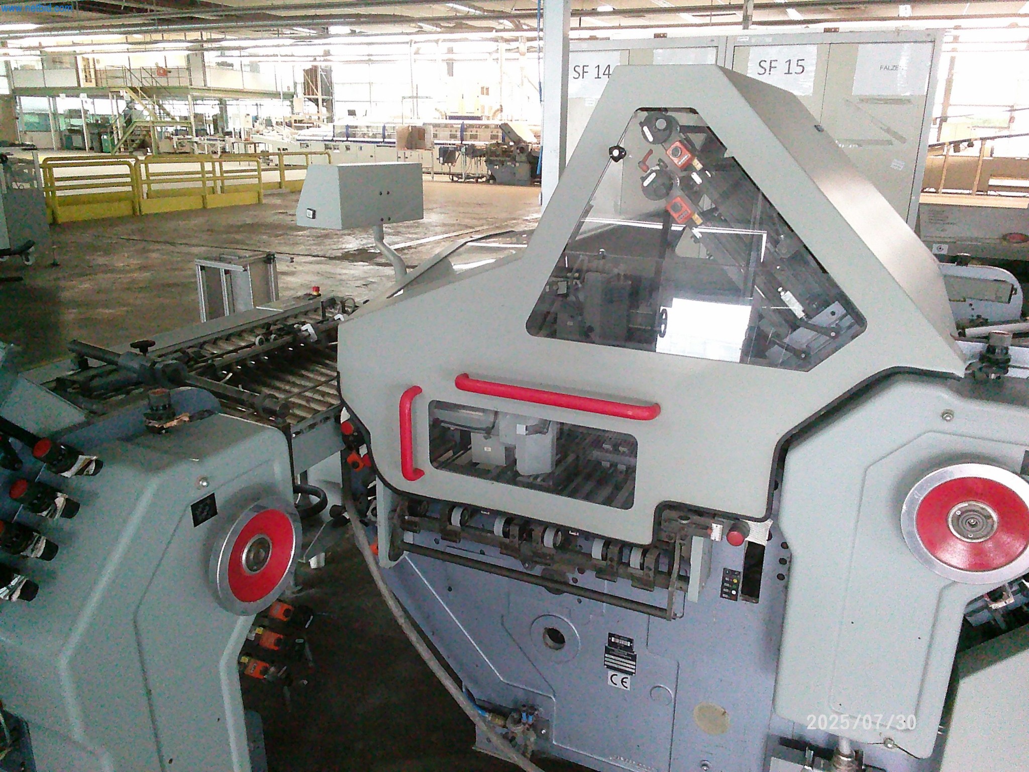 Gepflegte Maschinen einer Offset-Druckerei-5