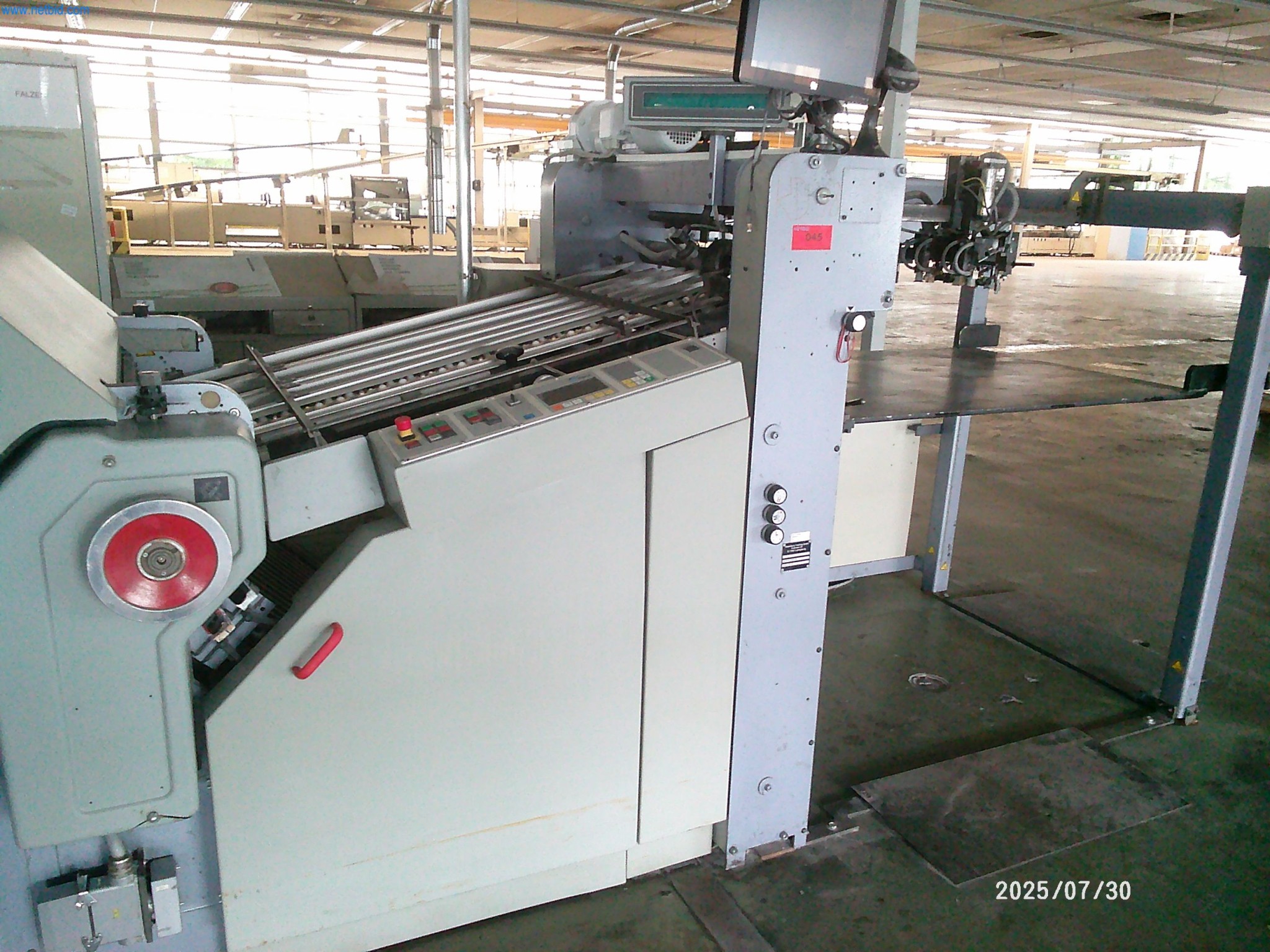 Gepflegte Maschinen einer Offset-Druckerei-6