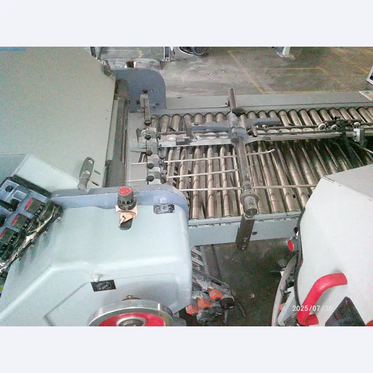 Gepflegte Maschinen einer Offset-Druckerei-8