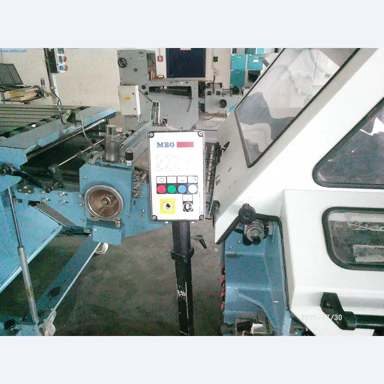 Machines bien entretenues d'une imprimerie offset-5