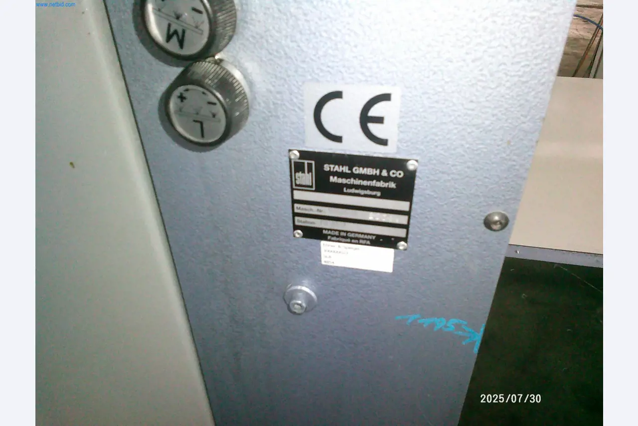 Dobrze utrzymane maszyny firmy zajmującej się drukiem offsetowym-5