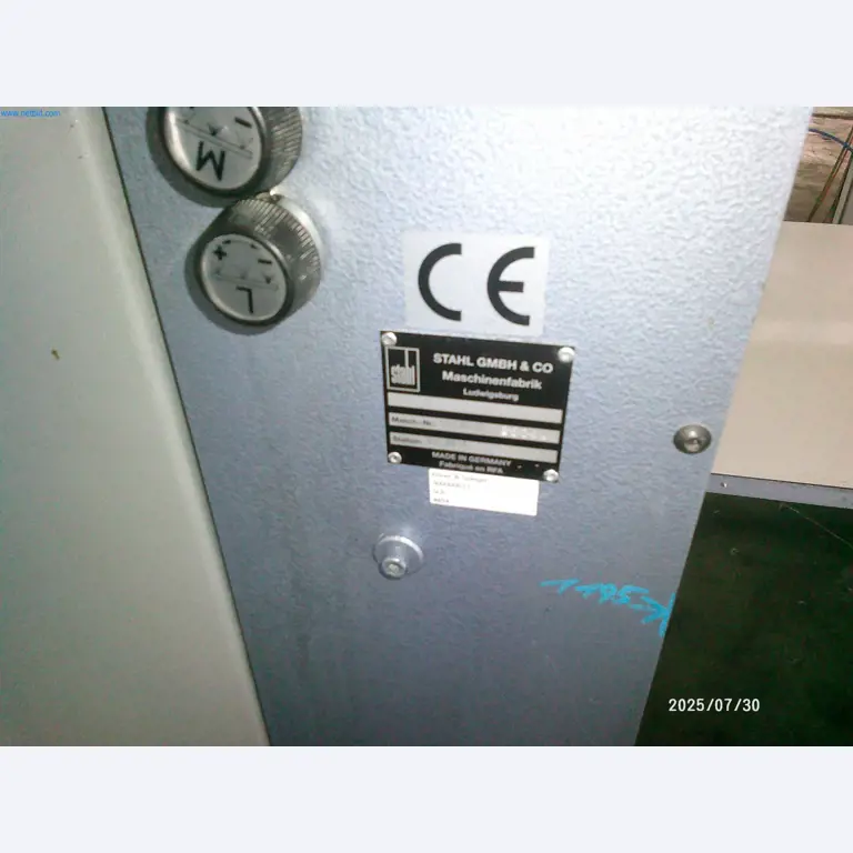 Dobrze utrzymane maszyny firmy zajmującej się drukiem offsetowym-5