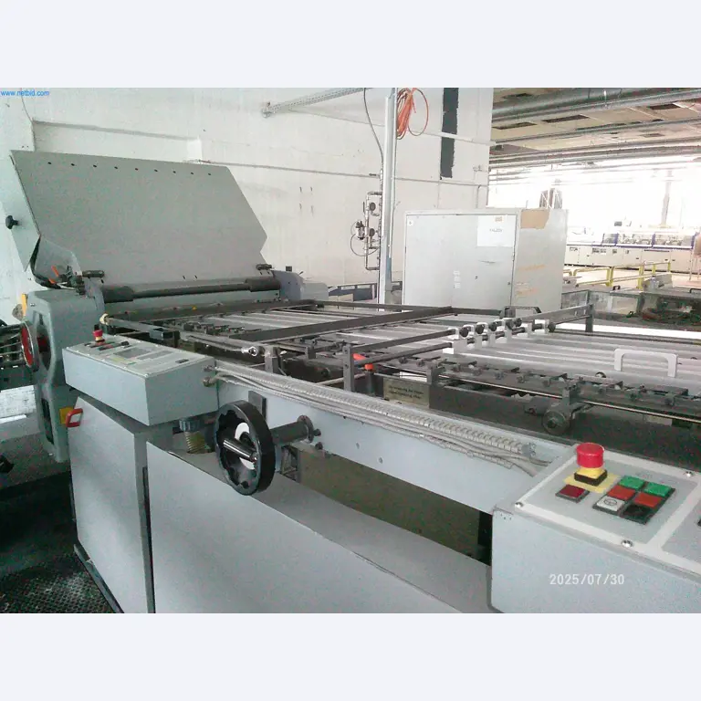 Dobrze utrzymane maszyny firmy zajmującej się drukiem offsetowym-6