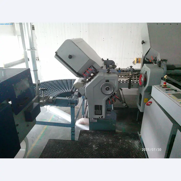 Dobrze utrzymane maszyny firmy zajmującej się drukiem offsetowym-7