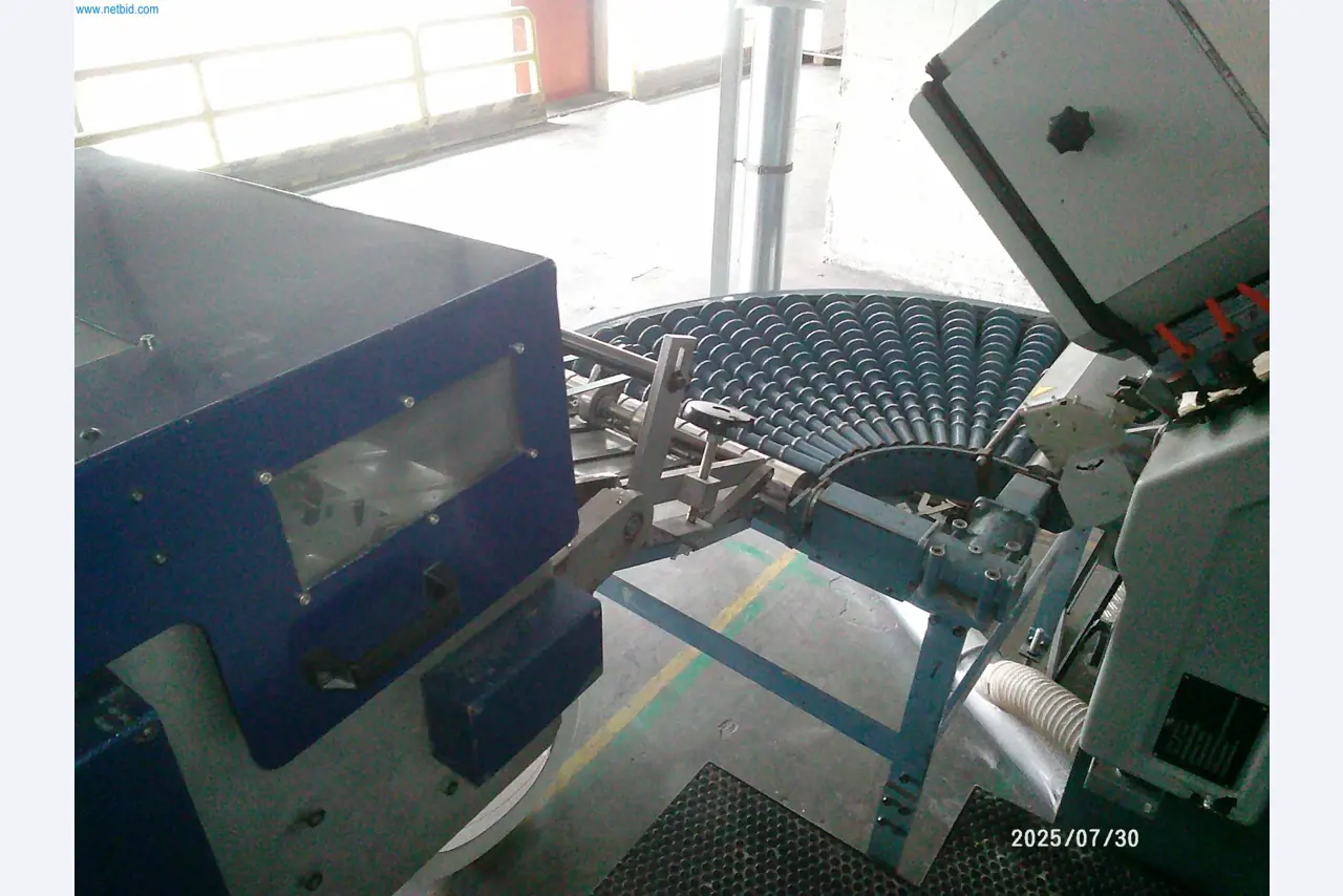 Dobrze utrzymane maszyny firmy zajmującej się drukiem offsetowym-9