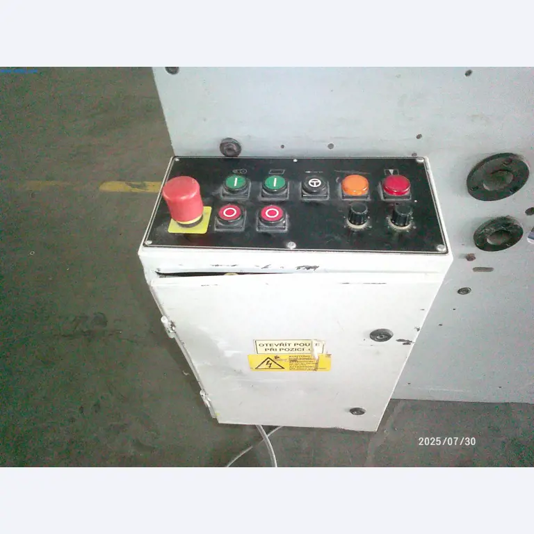 Gepflegte Maschinen einer Offset-Druckerei-7