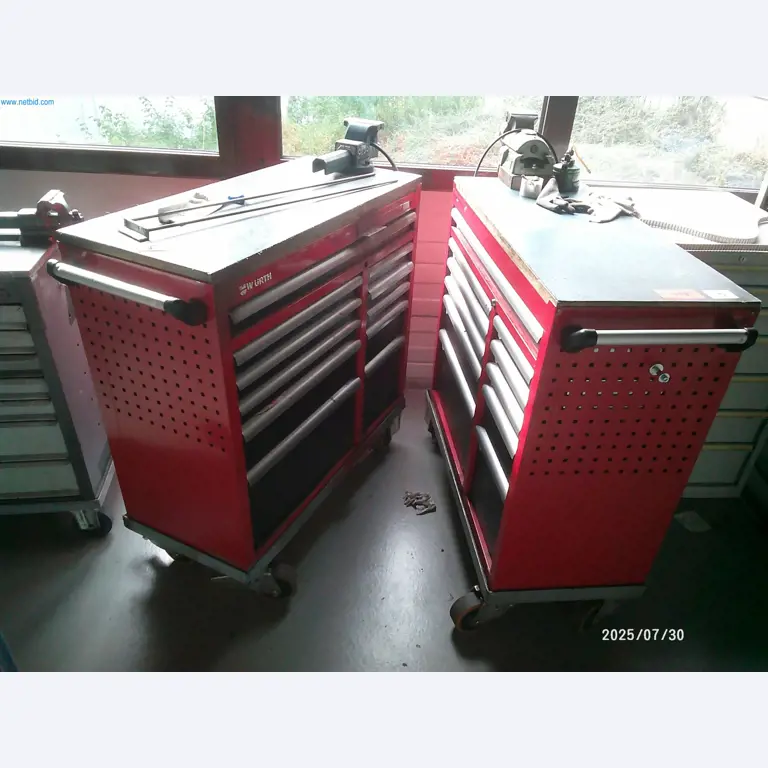 Gepflegte Maschinen einer Offset-Druckerei-1