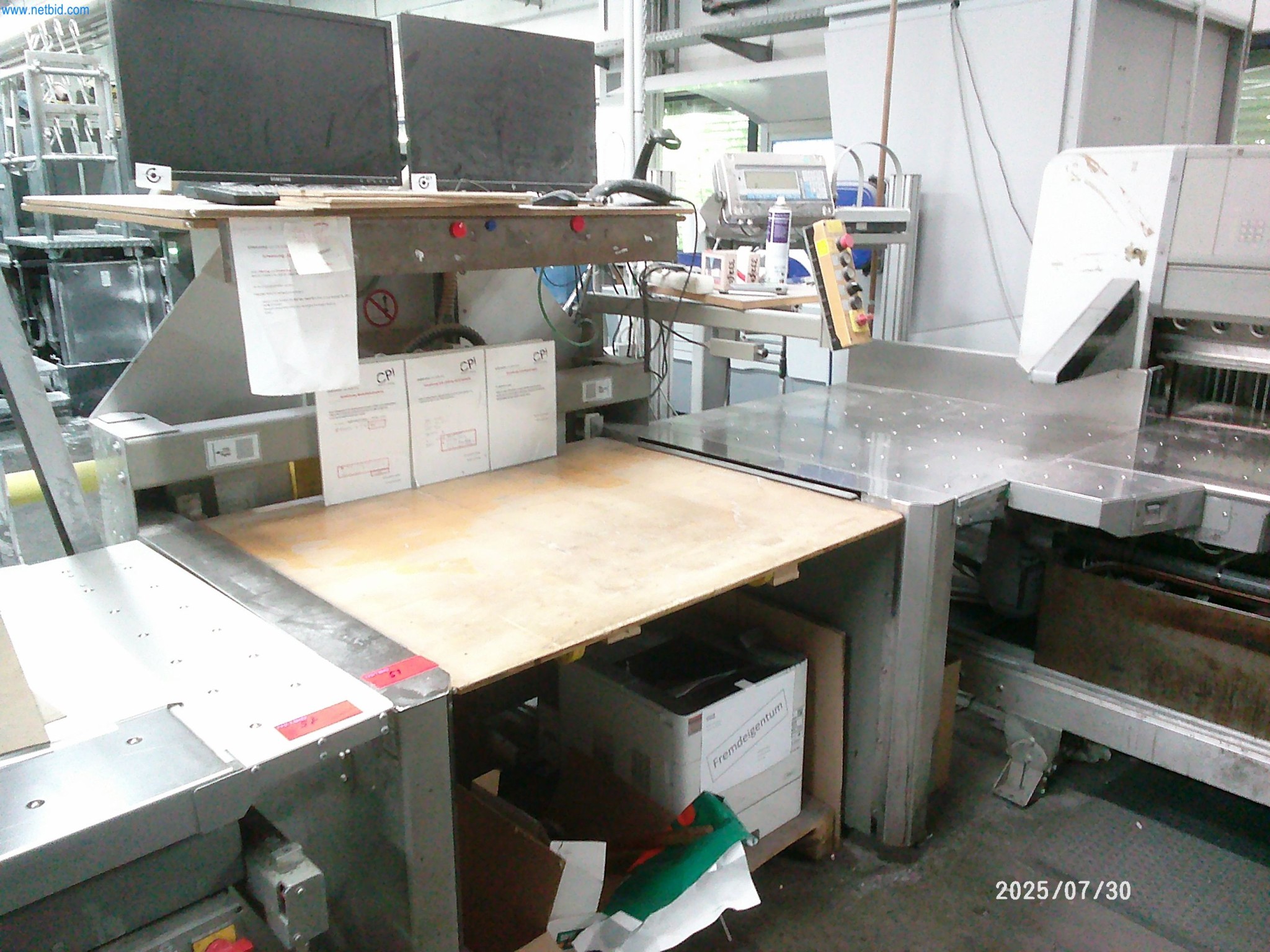 Gepflegte Maschinen einer Offset-Druckerei-5