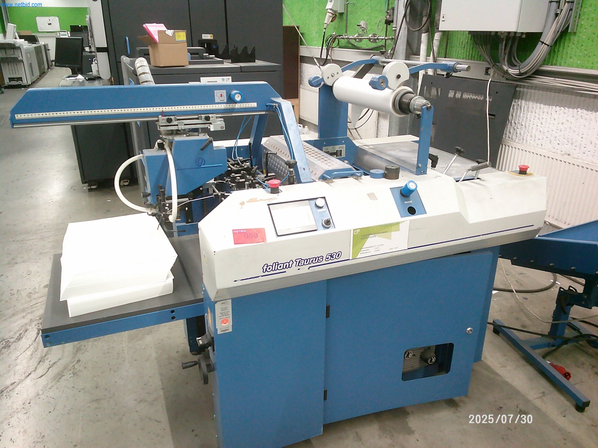 Dobrze utrzymane maszyny firmy zajmującej się drukiem offsetowym-1