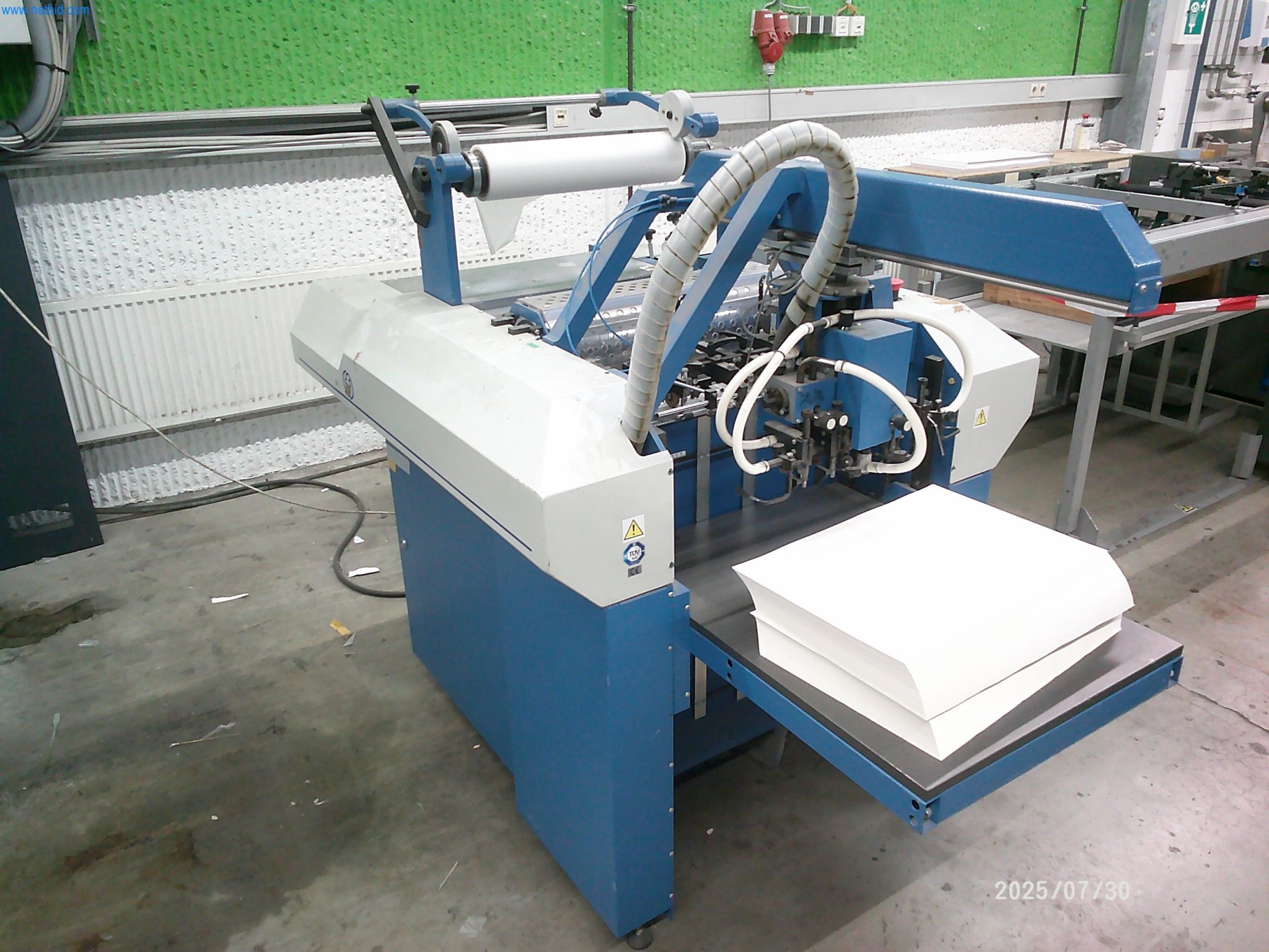 Dobrze utrzymane maszyny firmy zajmującej się drukiem offsetowym-2