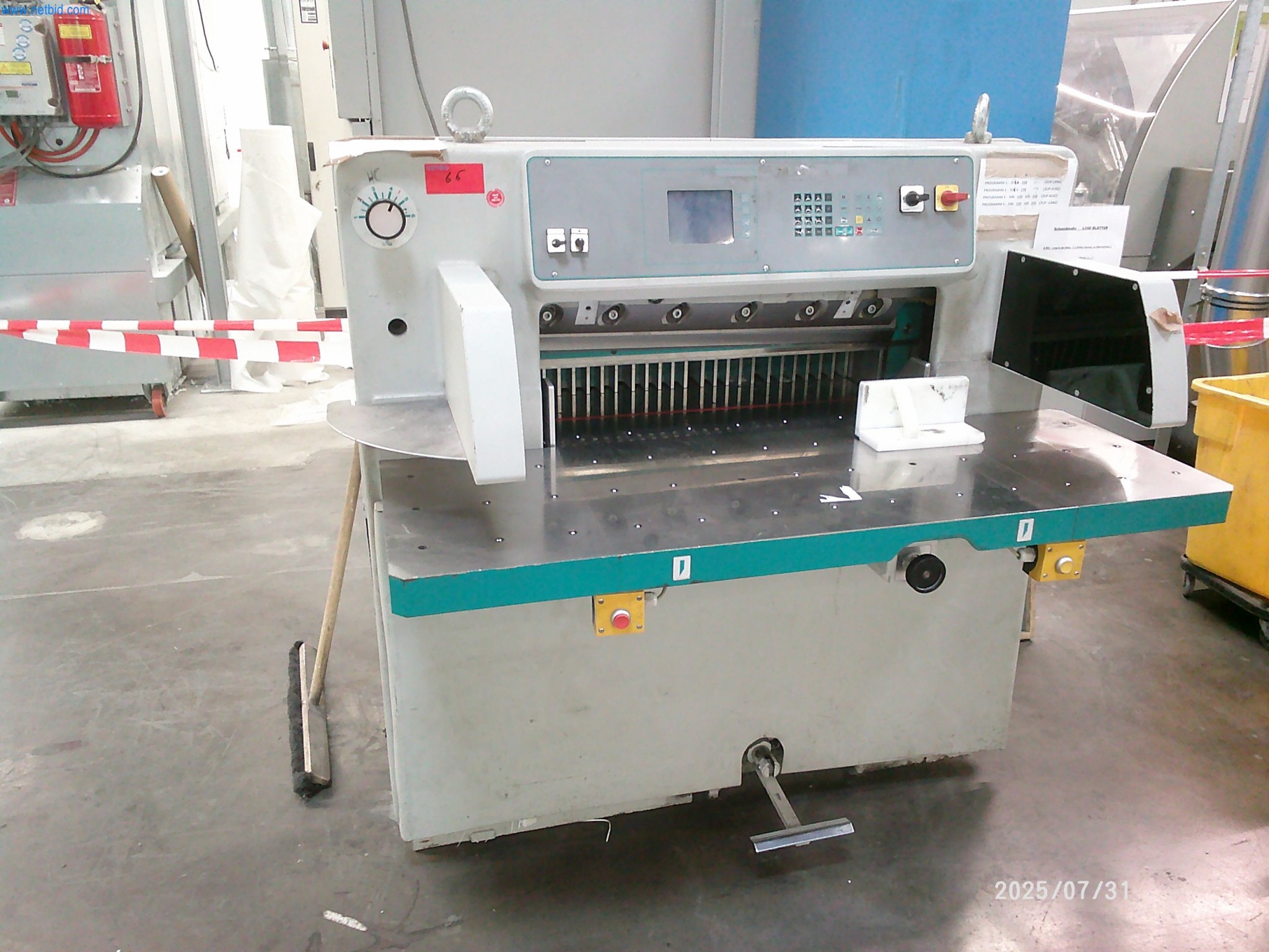 Gepflegte Maschinen einer Offset-Druckerei-1