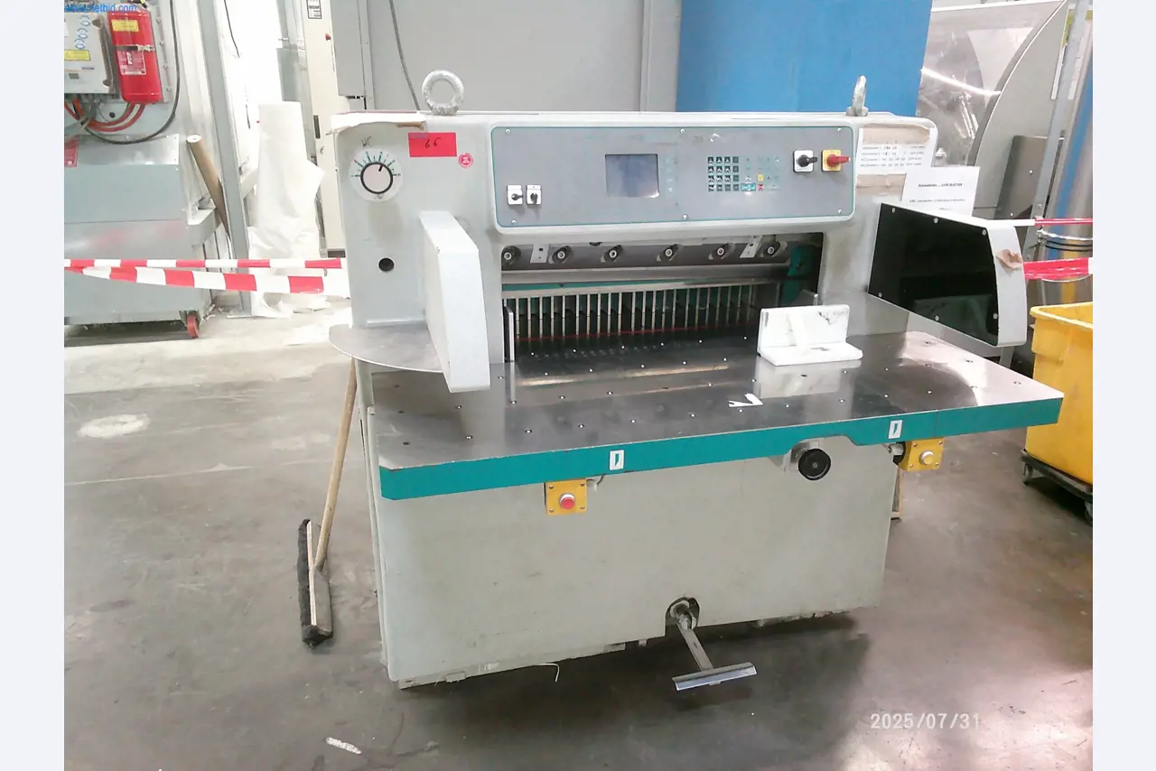 Gepflegte Maschinen einer Offset-Druckerei-1