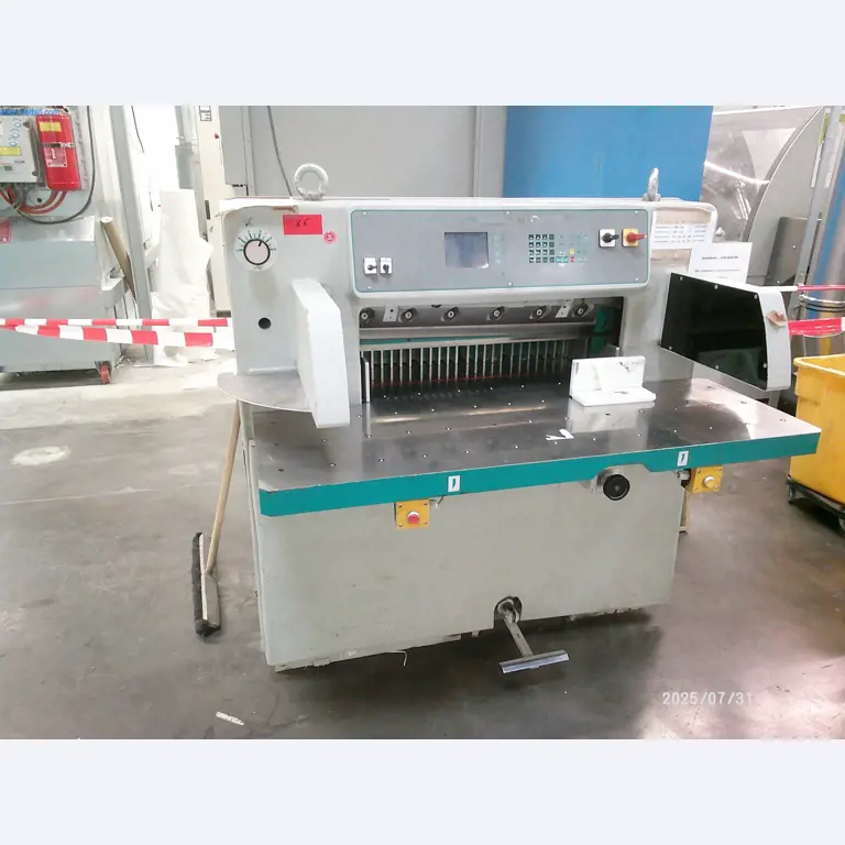 Gepflegte Maschinen einer Offset-Druckerei-1