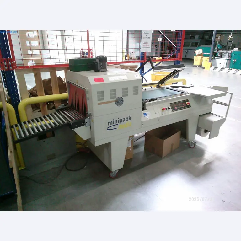 Well-maintained machines from an offset print shop-1