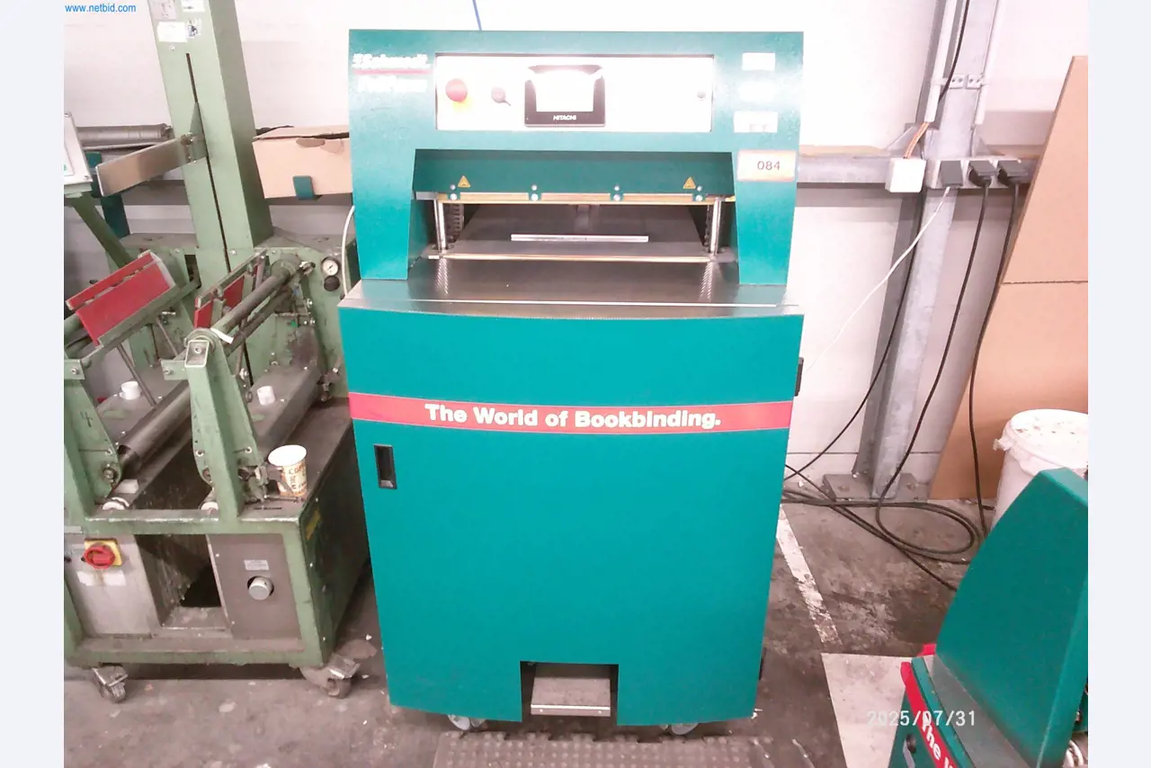 Dobrze utrzymane maszyny firmy zajmującej się drukiem offsetowym-1