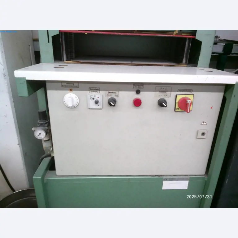 Dobrze utrzymane maszyny firmy zajmującej się drukiem offsetowym-5