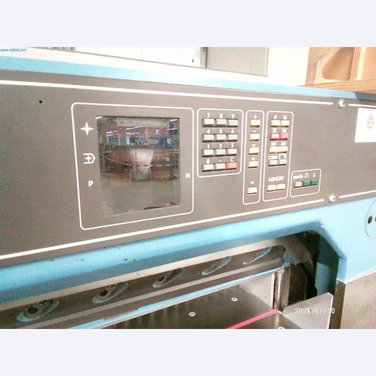 Dobrze utrzymane maszyny firmy zajmującej się drukiem offsetowym-4