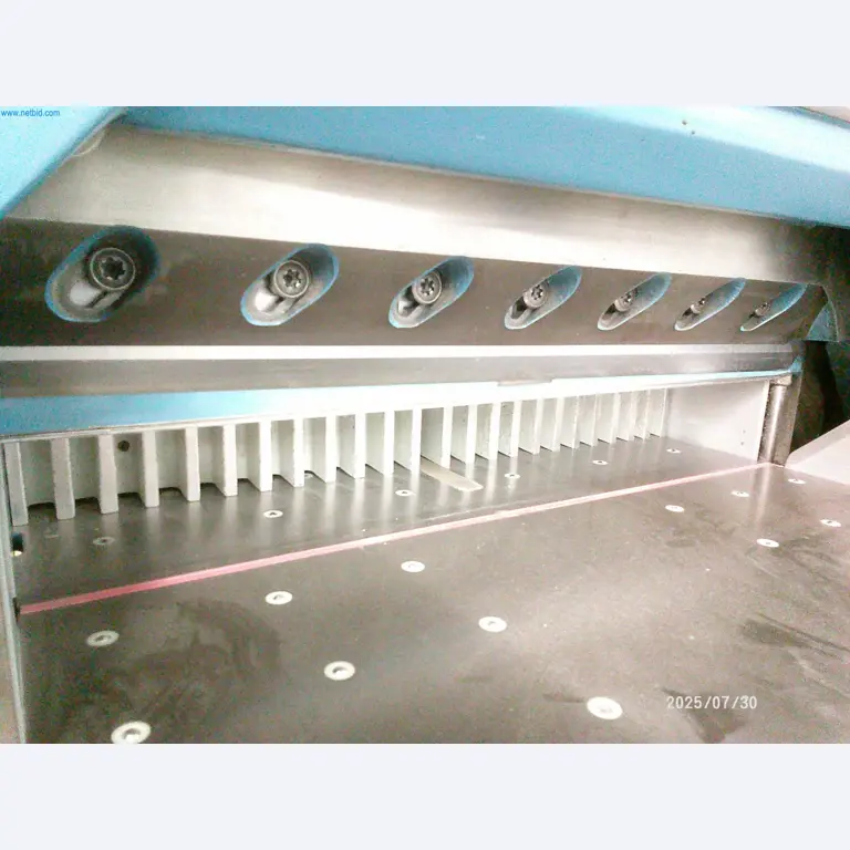 Dobrze utrzymane maszyny firmy zajmującej się drukiem offsetowym-5