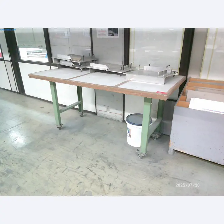 Goed onderhouden machines van een offsetdrukkerij-3